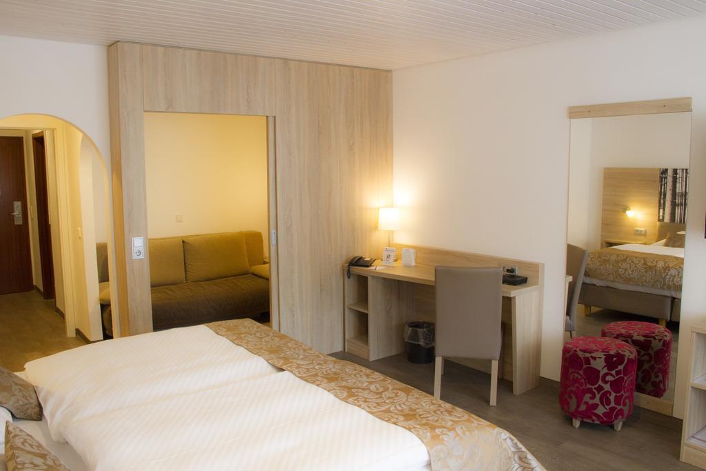 Best Western Plus Schwarzwald Residenz Triberg im Schwarzwald Exteriör bild